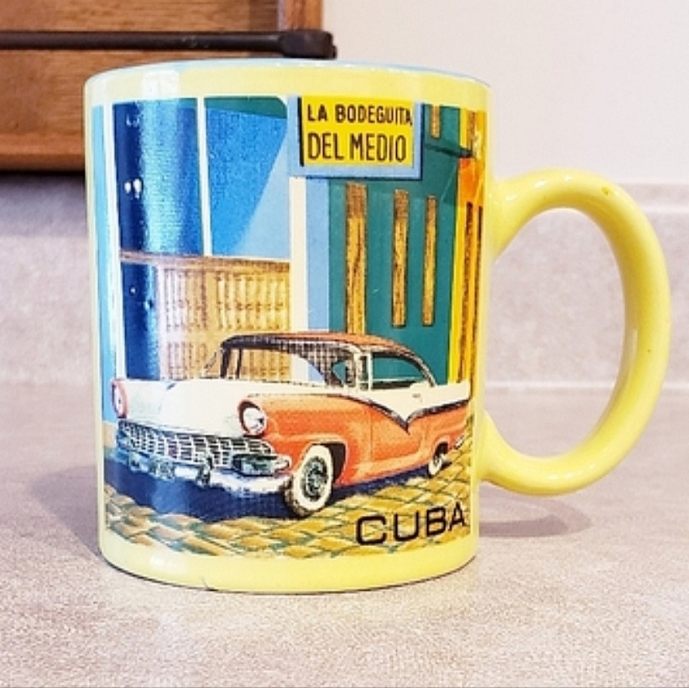 VINTAGE COLLECTIBLE COFFEE CUP FROM CUBA